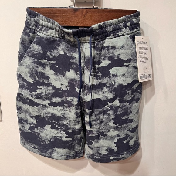Lululemon - Loungeful High-Rise Short 7’’ - Size 4 - BNWT - Picture 9 of 11